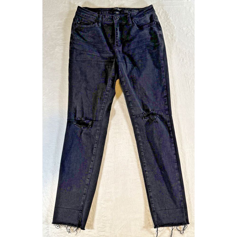 Judy Blue Jeans SZ 28 Black Slim Fit Mid Rise Stretch Distressed Raw Hem JB88137